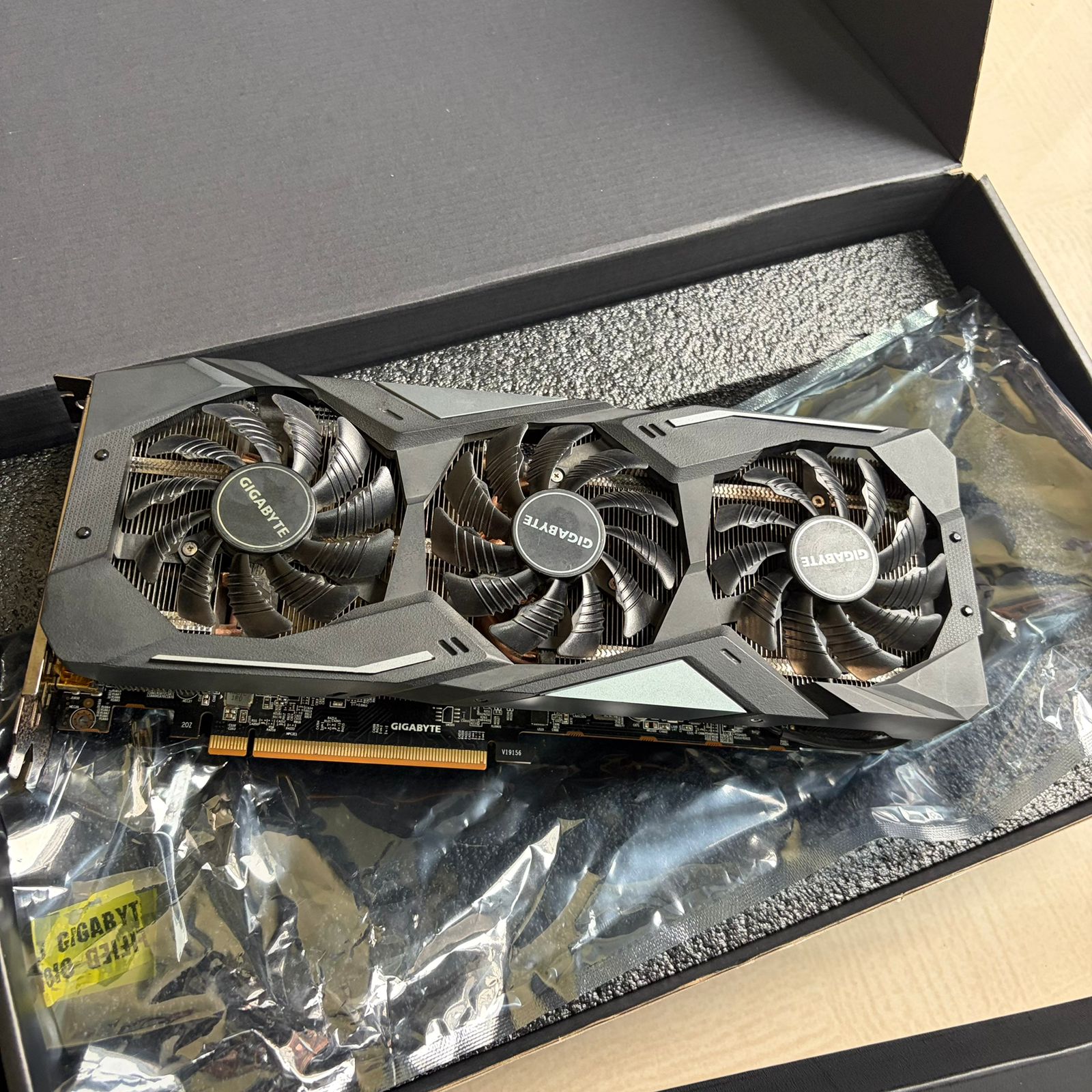 Gigabyte Radeon Rx 5700 XT 8GB Gaming OC Graphics Card - gpuheaven.com